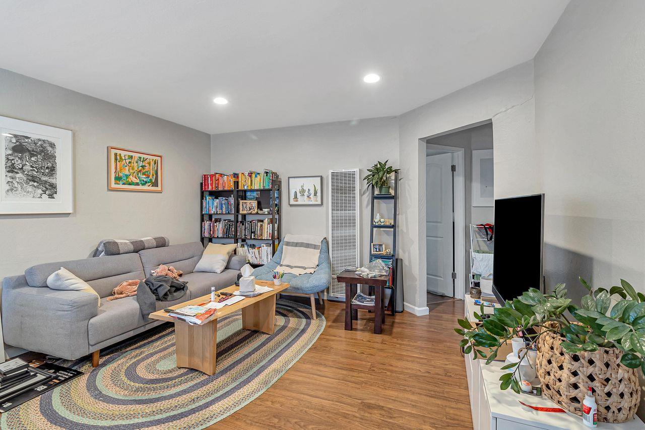 416 Poplar Avenue
