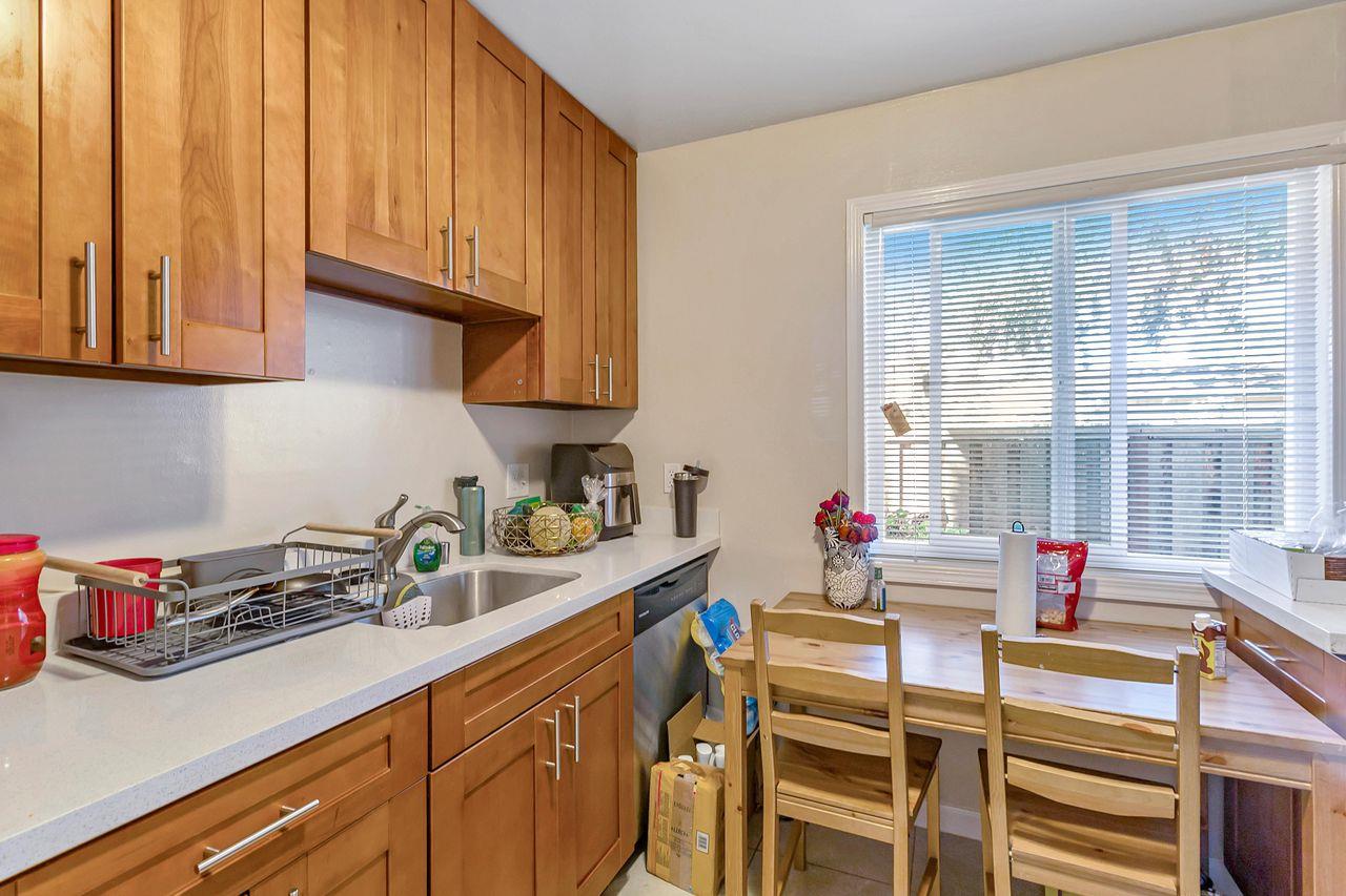 416 Poplar Avenue