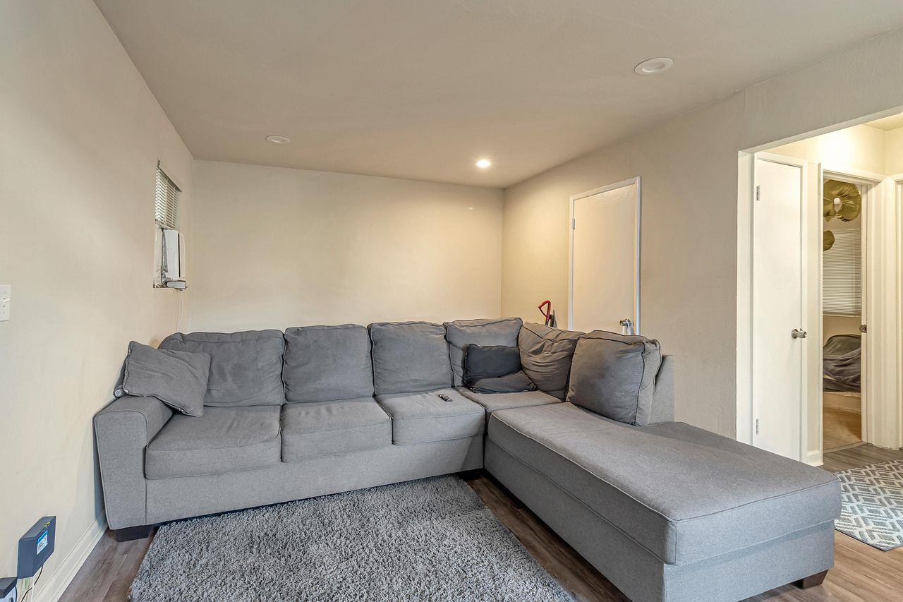 416 Poplar Avenue