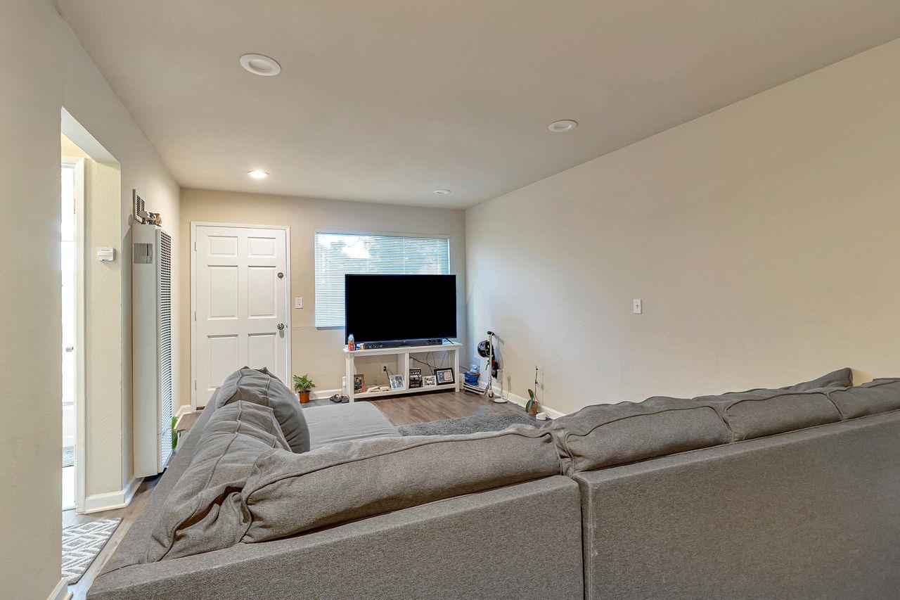 416 Poplar Avenue