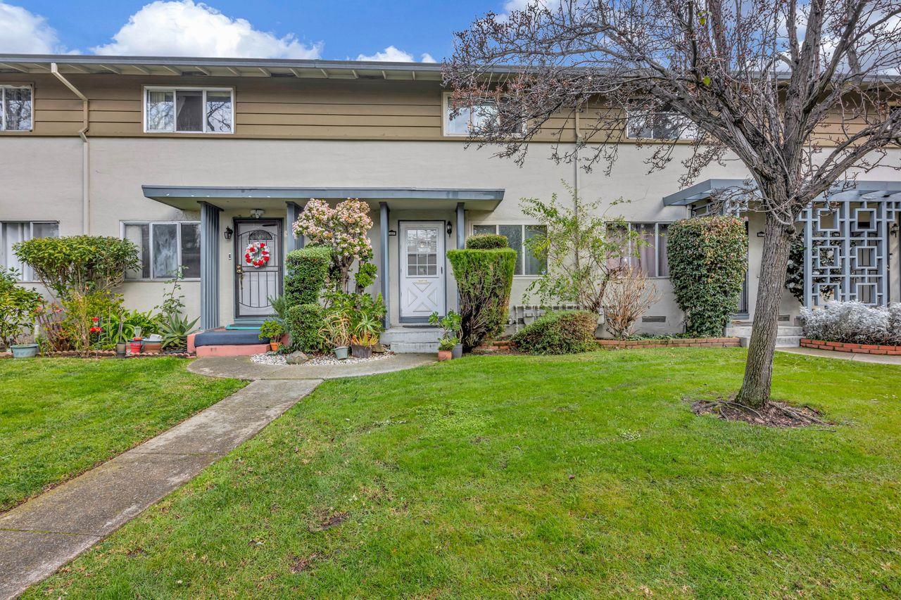449 Craven Court