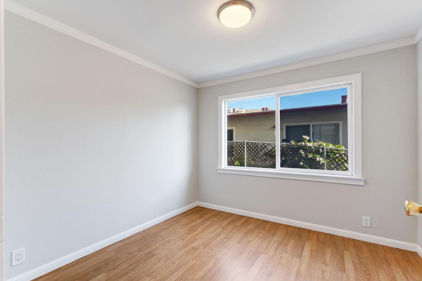 116 A Madrone 2