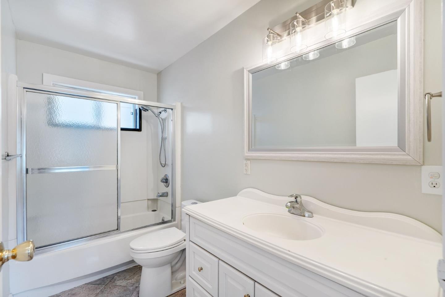 116 A Madrone 2