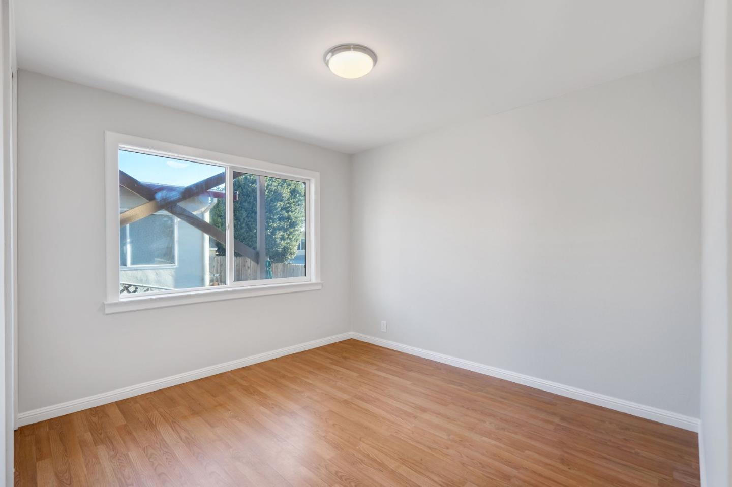 116 A Madrone 2