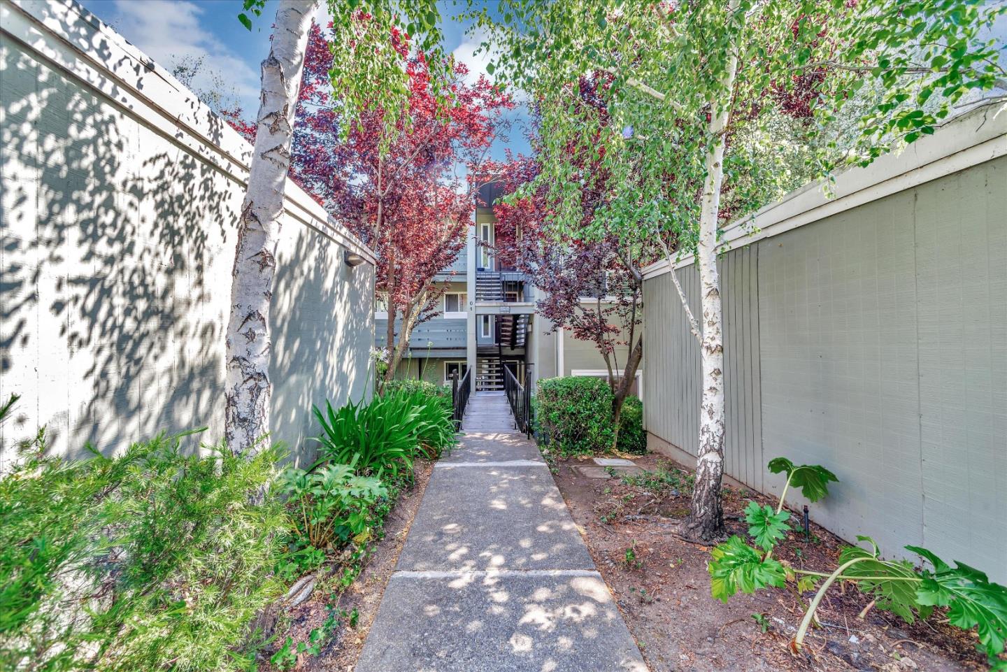 4012 Farm Hill BLVD 101