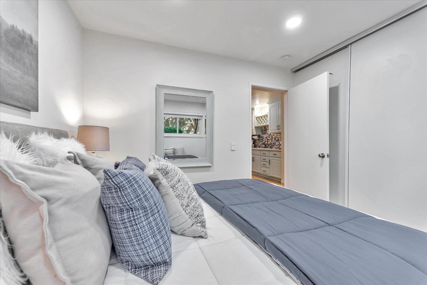 4012 Farm Hill BLVD 101