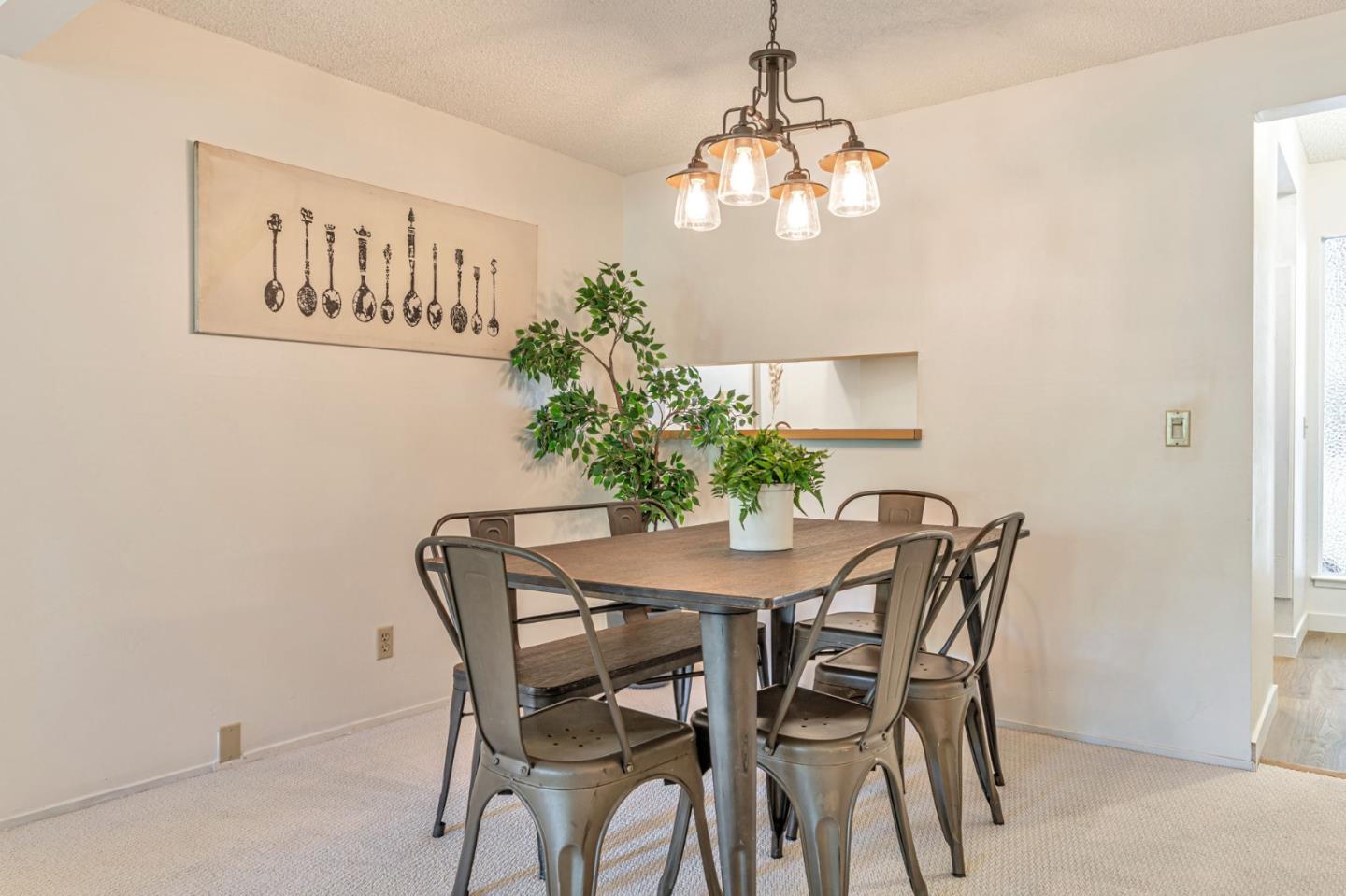 4016 Farm Hill BLVD 207