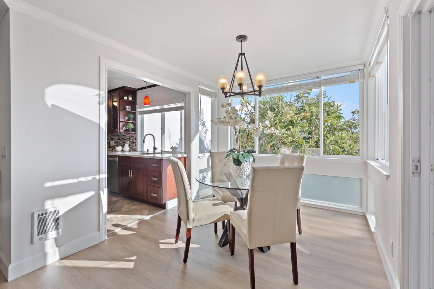 1025 Shell Boulevard 7