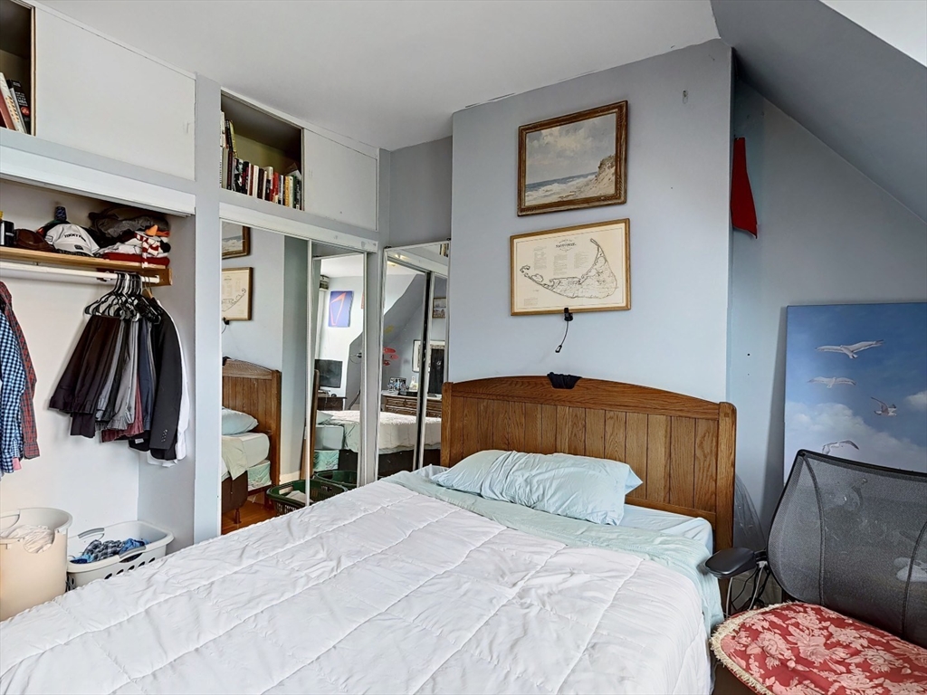 1400 Beacon St. # 4