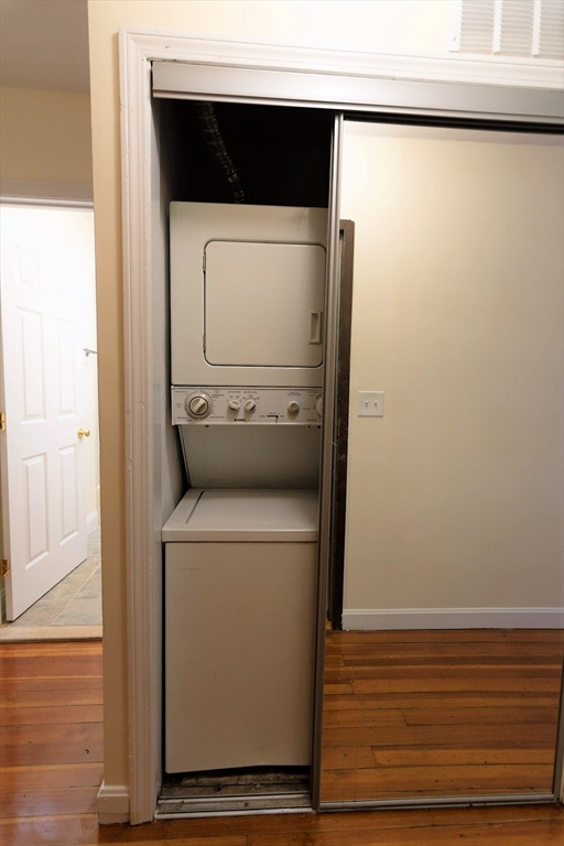 59 Hemenway St # 3