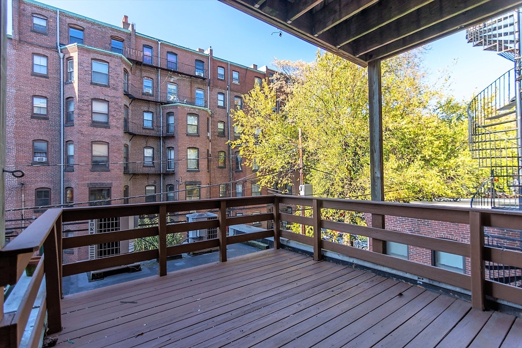 59 Hemenway St # 3