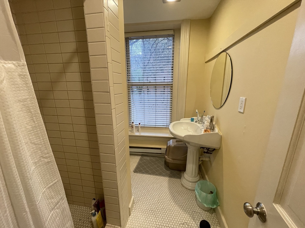 330 Dartmouth St # 1A