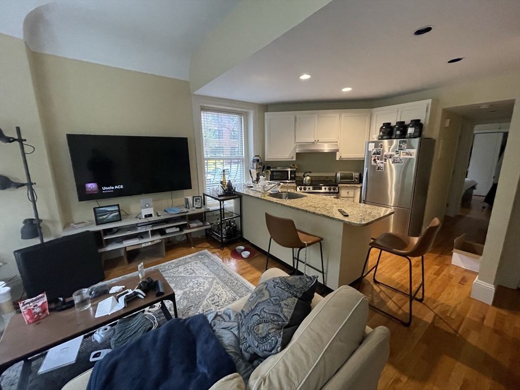 330 Dartmouth St # 1A