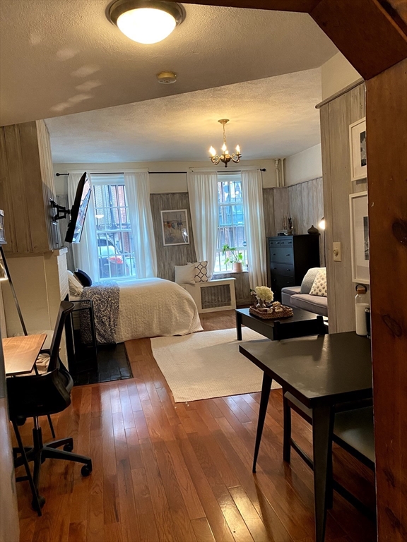 61 Marlborough St # 2