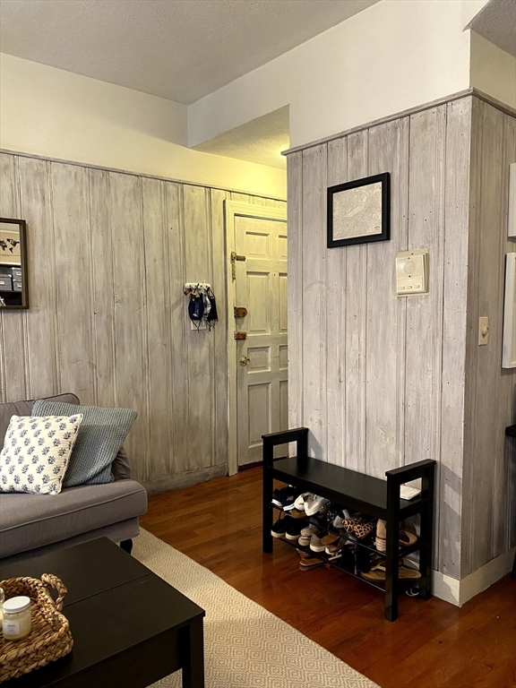 61 Marlborough St # 2