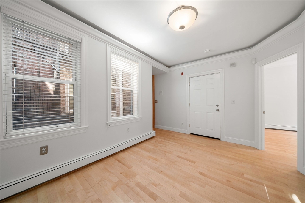 23 Margaret Street # 2