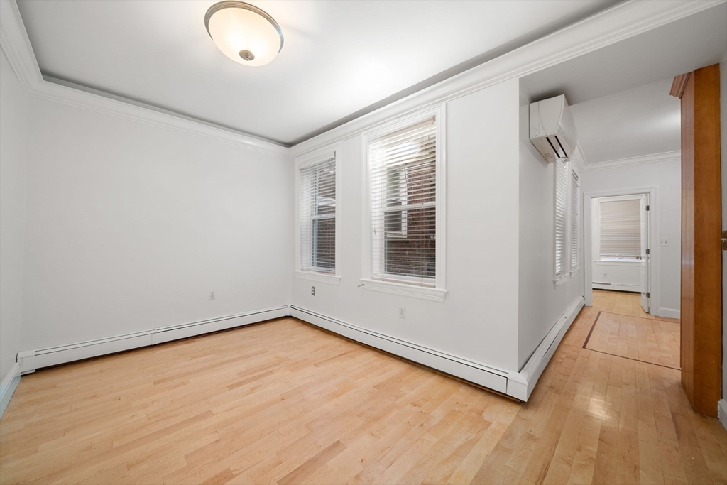 23 Margaret Street # 2