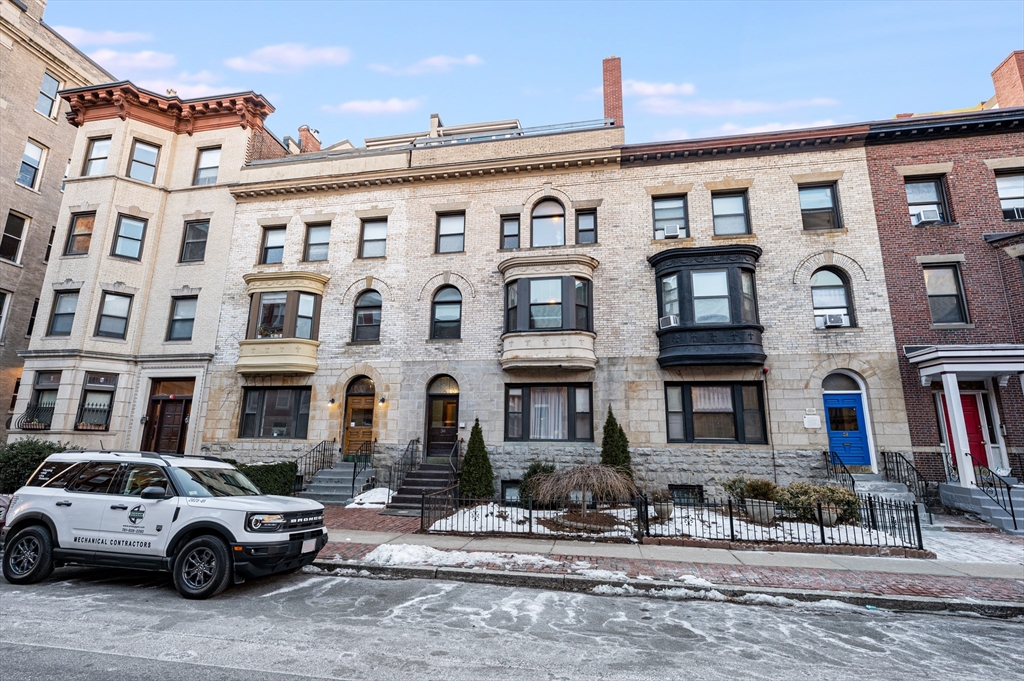 59 Hemenway Street # 4