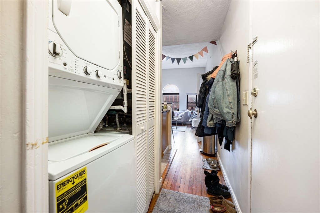 59 Hemenway Street # 4