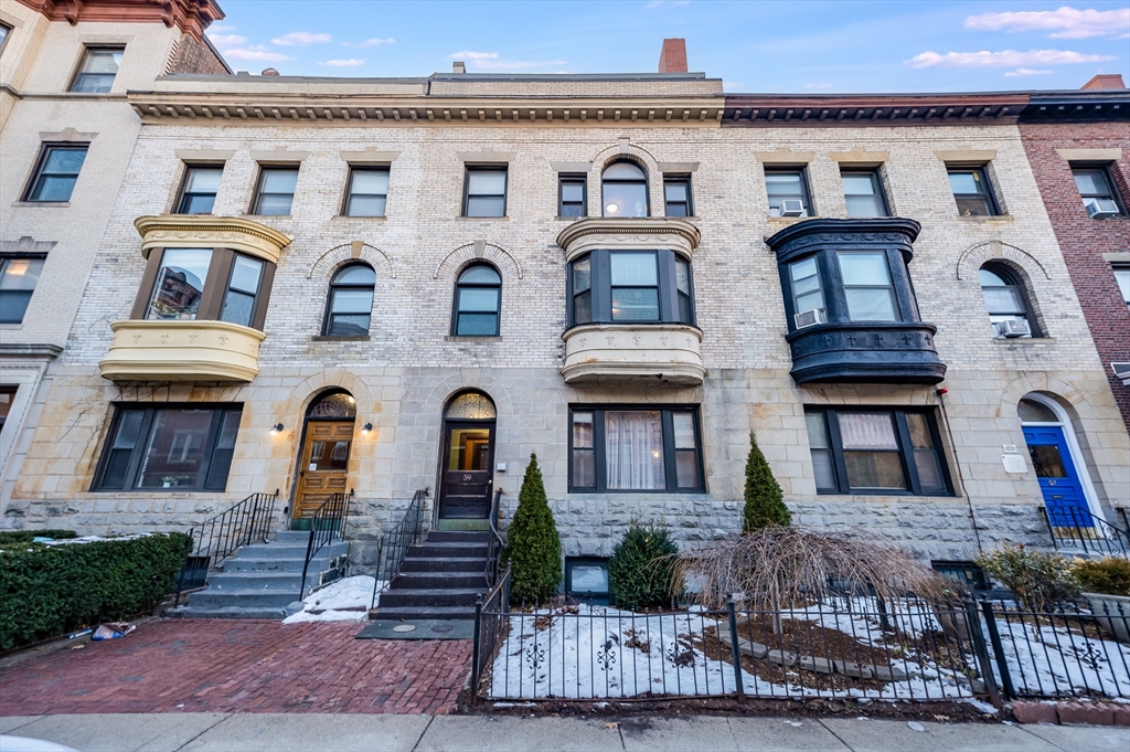 59 Hemenway Street # 4