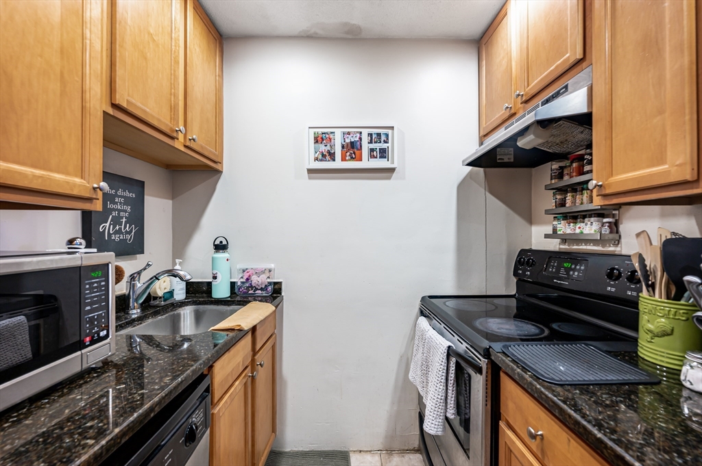 59 Hemenway Street # 4