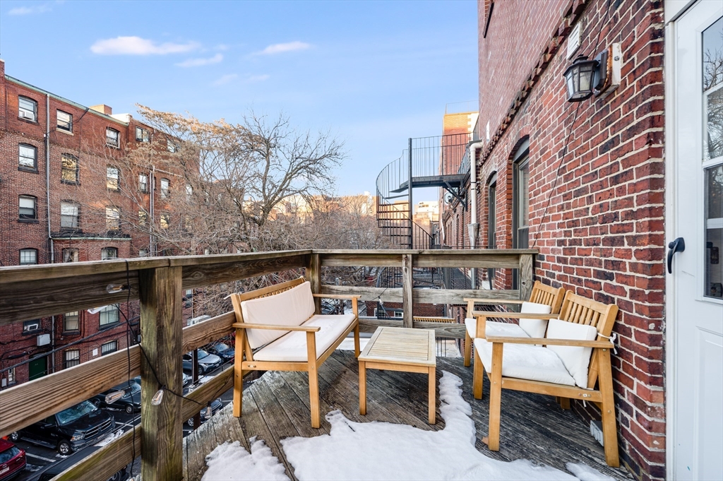 59 Hemenway Street # 4