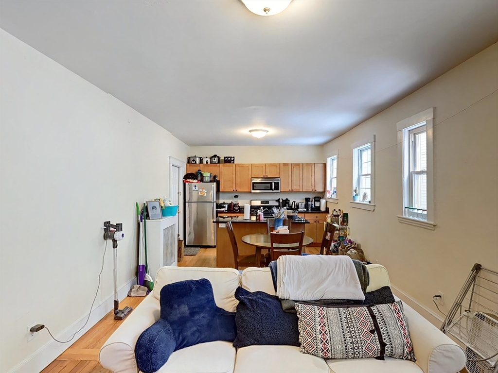 95 Hillside Street # 1
