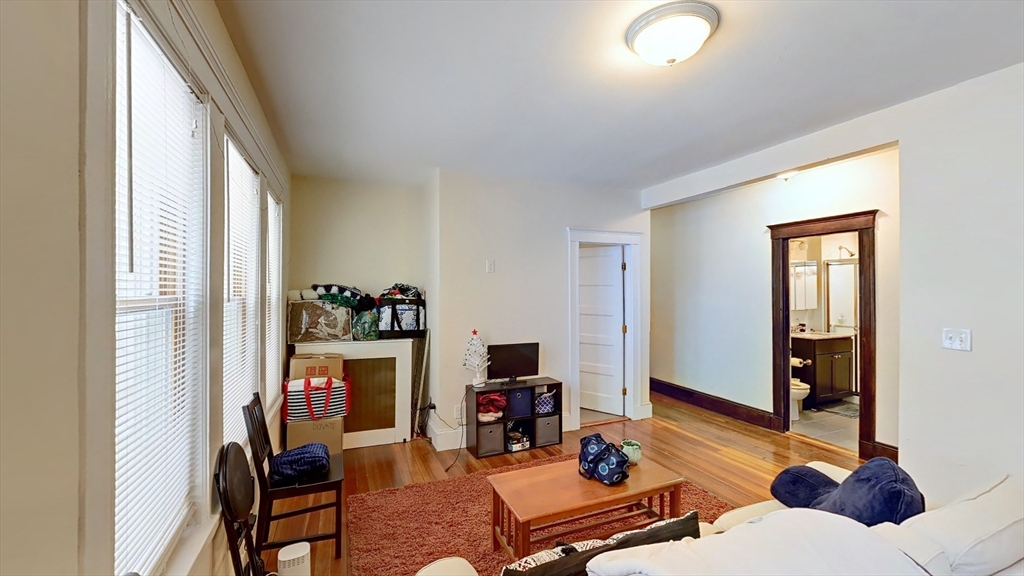 95 Hillside Street # 1