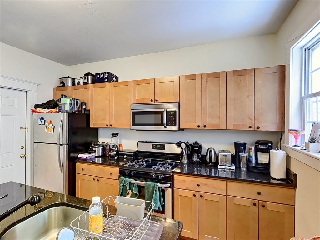 95 Hillside Street # 1