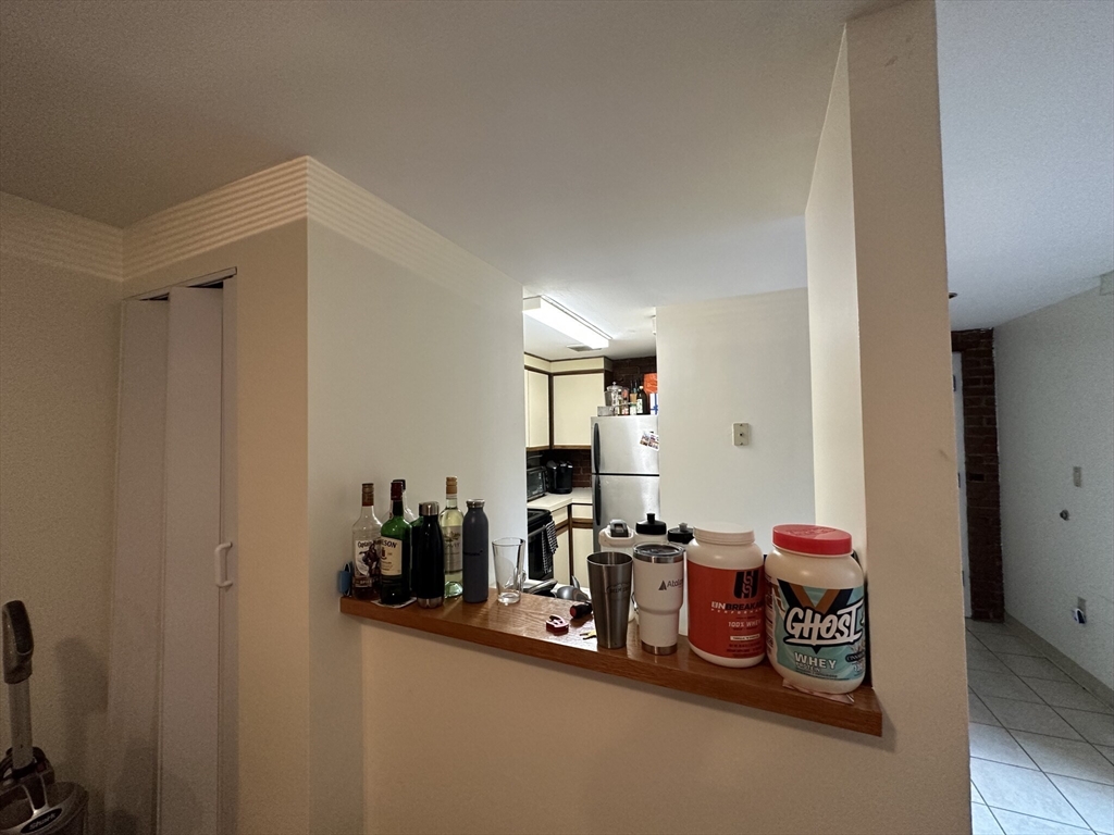108 Gainsborough Street # 006W