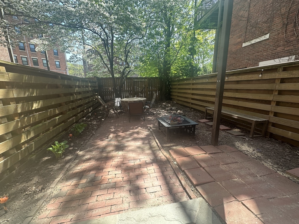84 Gainsborough St. # 006W
