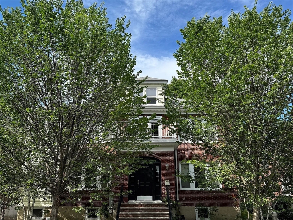 133 Columbia Street # 1