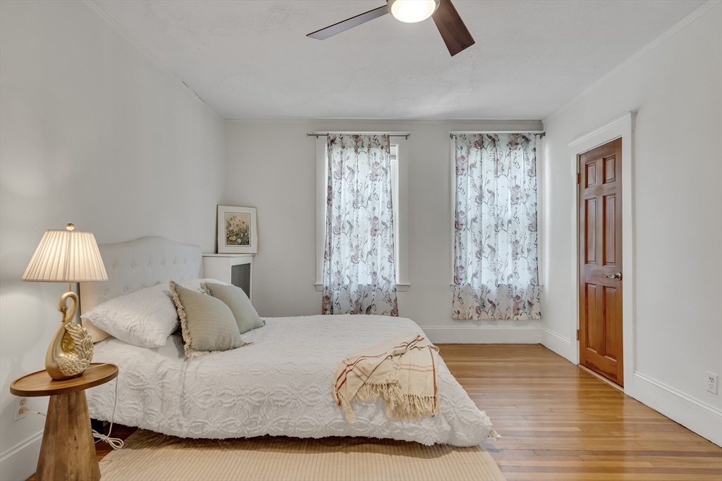 130 Sutherland Rd # 1