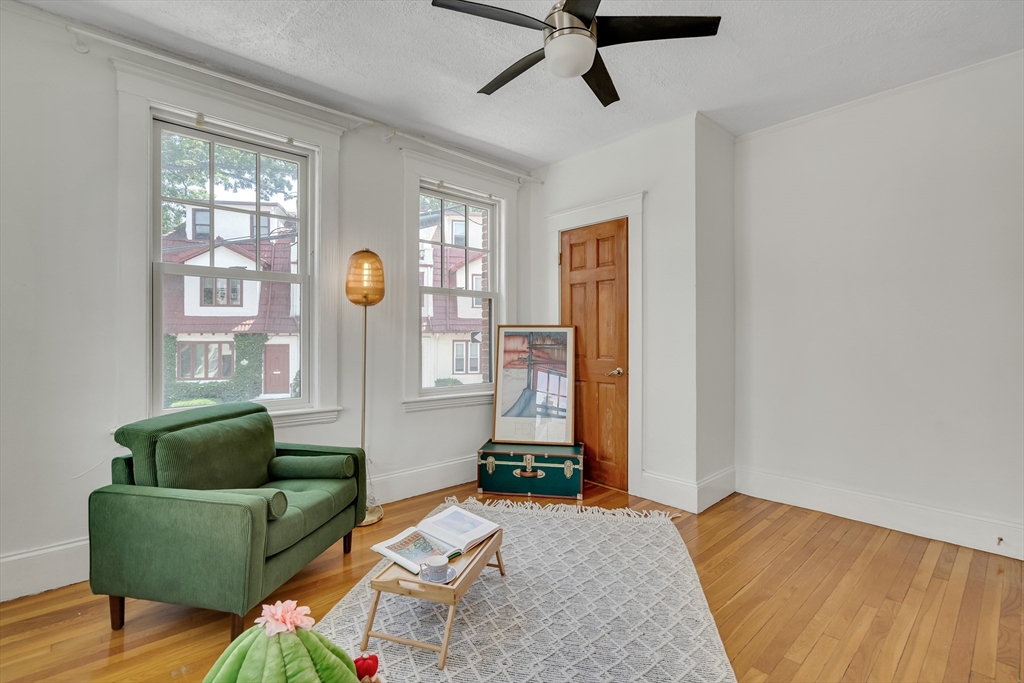 130 Sutherland Rd # 1