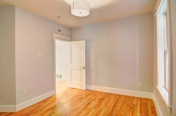 326 Chelsea Street # 1