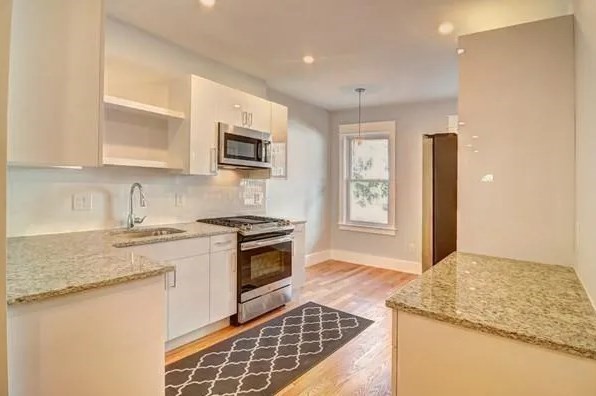 326 Chelsea Street # 1