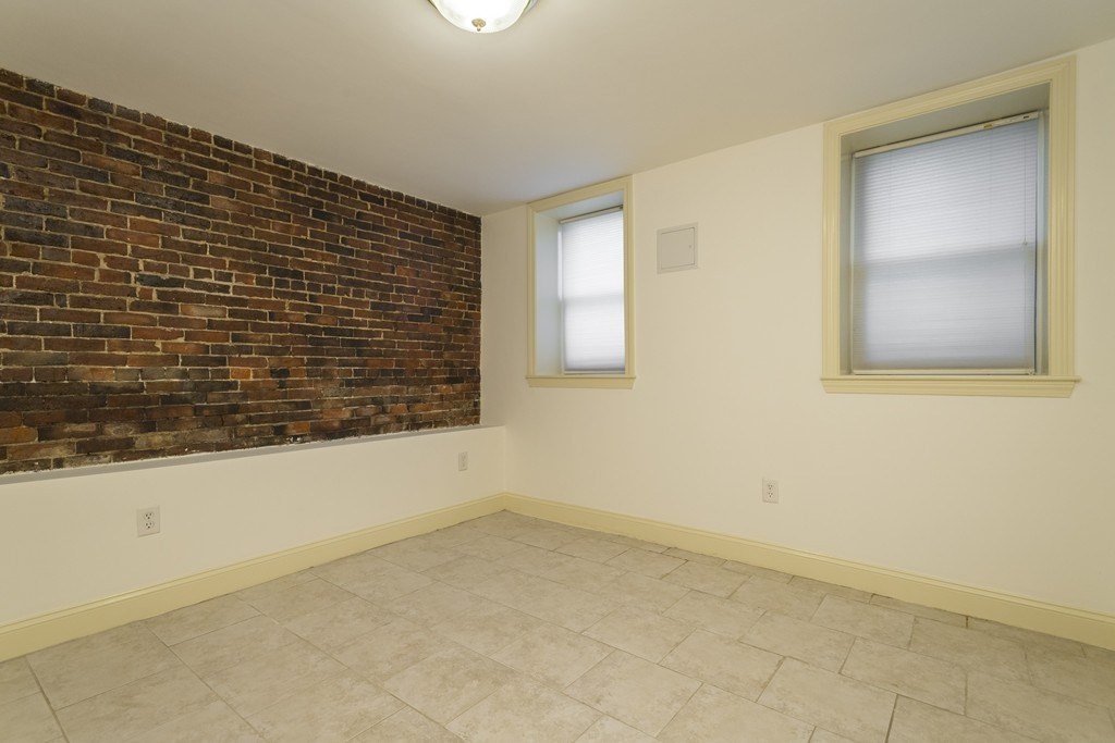 40 Eutaw St # 40