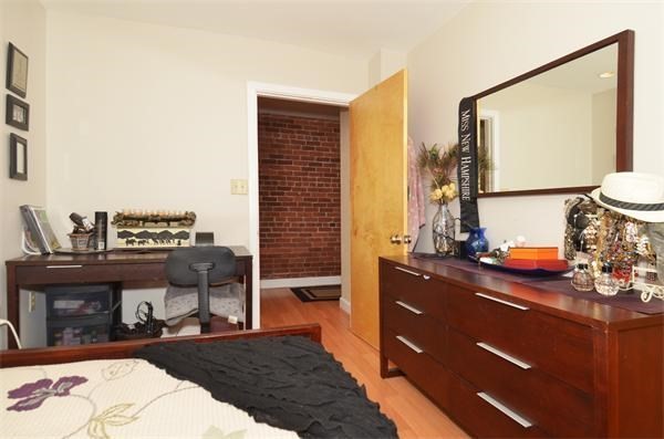 87 Gainsborough St # 007