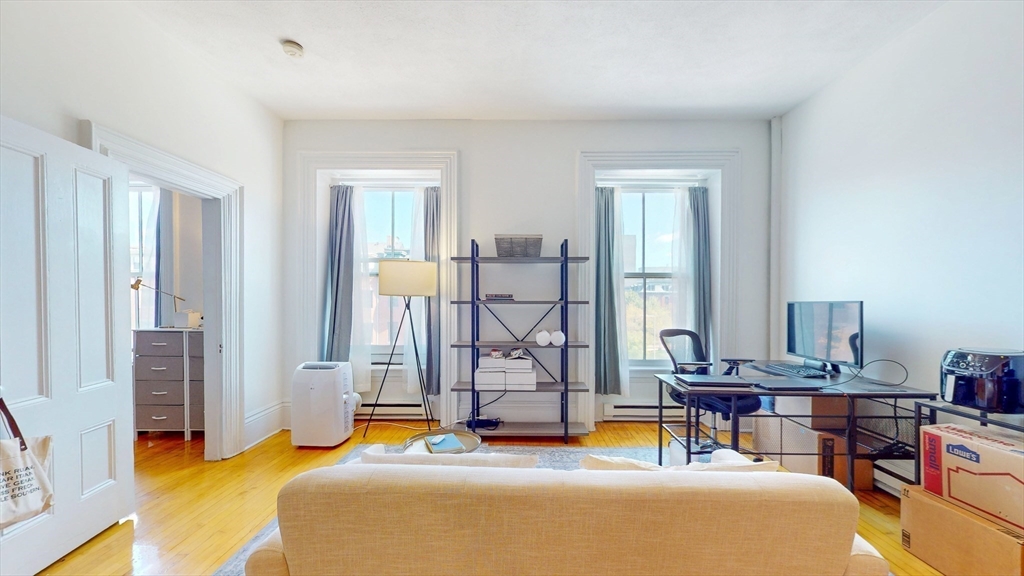 703 Massachusetts Ave. # 17