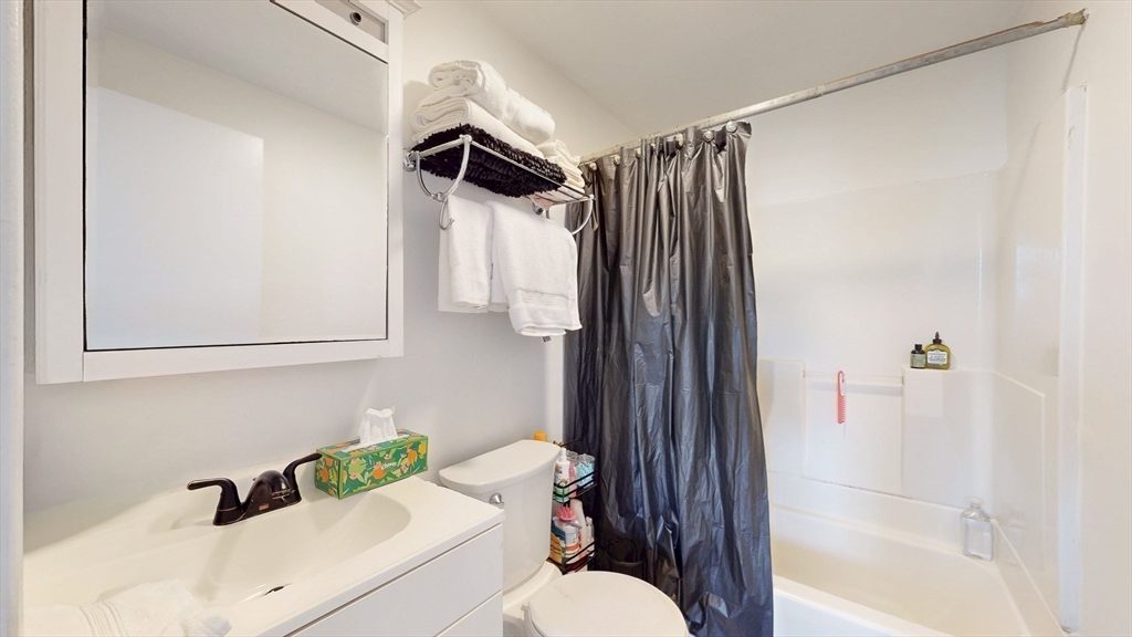 703 Massachusetts Ave. # 17