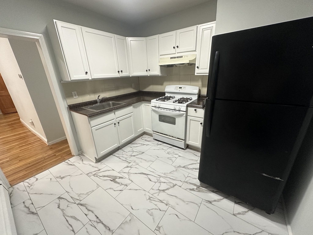 258 Lexington Street # 1