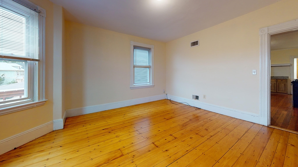 192 Hillside Street # 1