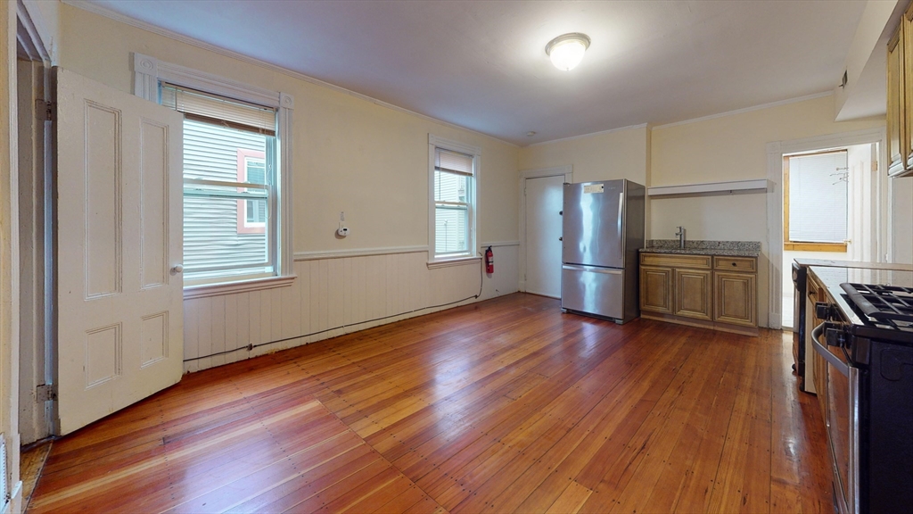 192 Hillside Street # 1