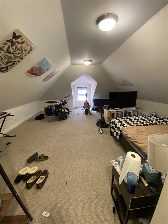 33 Iroquois Street # 2