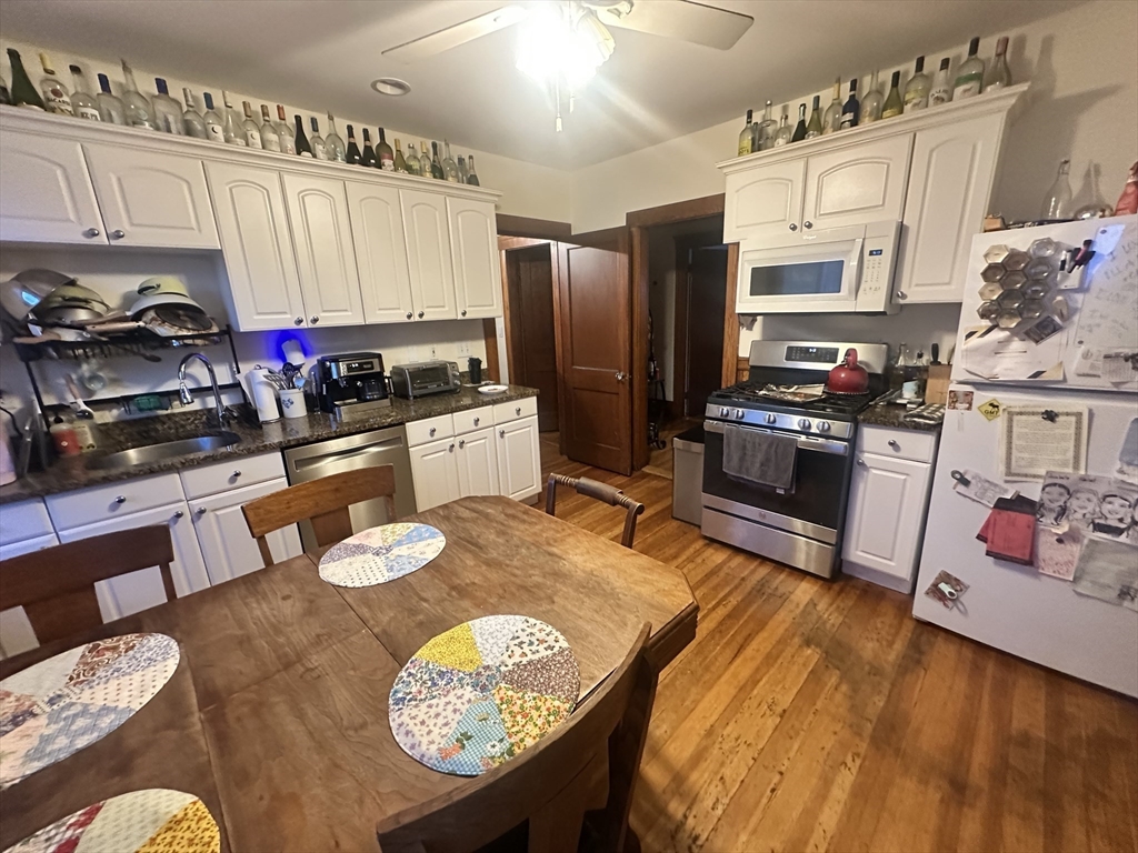 33 Iroquois Street # 2