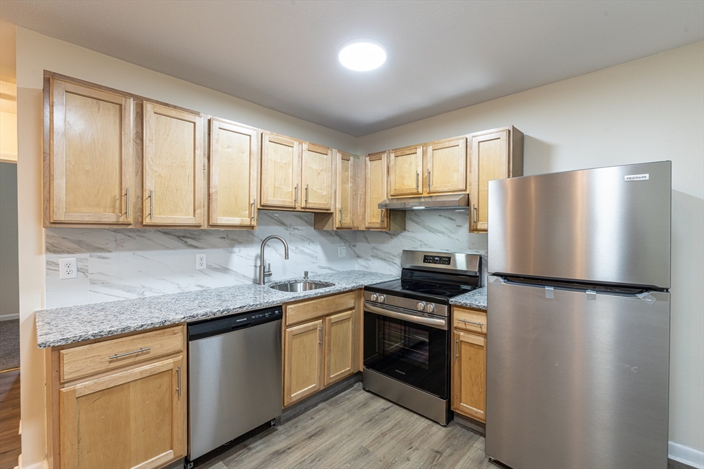 197 Calumet St # 12