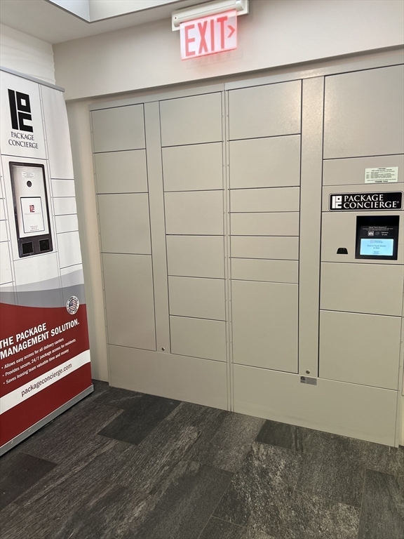 108 Peterborough St. # 4F