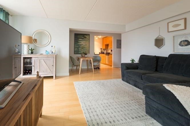 108 Peterborough Street Unit: PHN