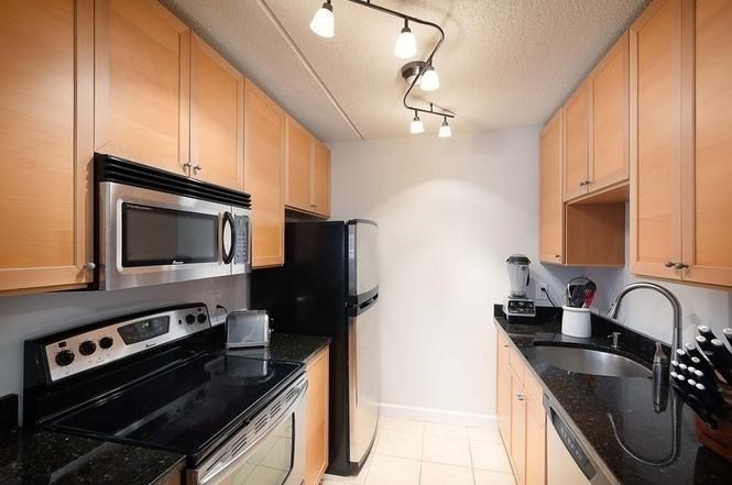 108 Peterborough Street Unit: PHN