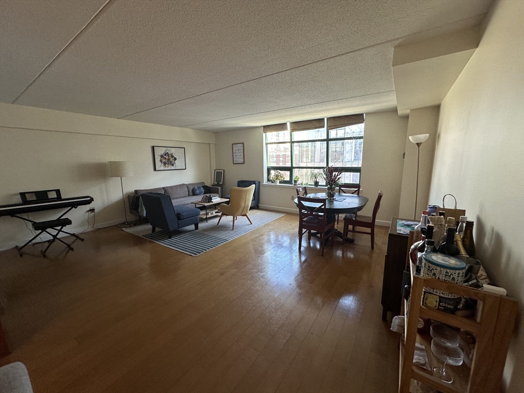 108 Peterborough Street # 7E